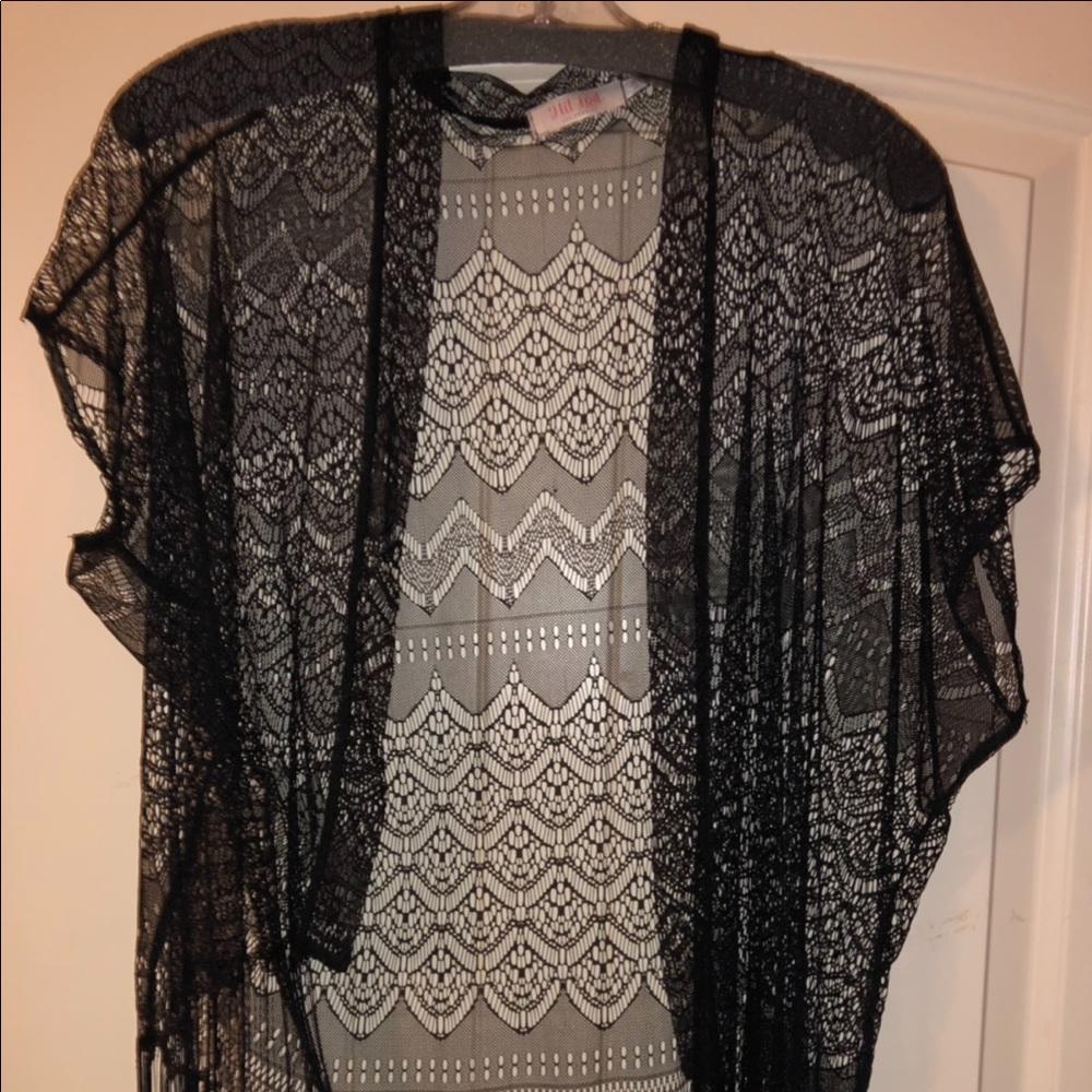 Lace kimono